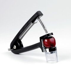 OXO GG Cherry Pitter