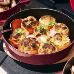 Staub Chistera Yağmur Efektli Kapaklı Döküm Tencere 24cm - Kiraz
