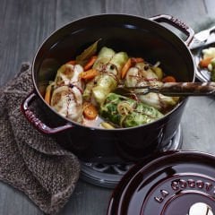 Staub Döküm Tencere 24cm - Bordo